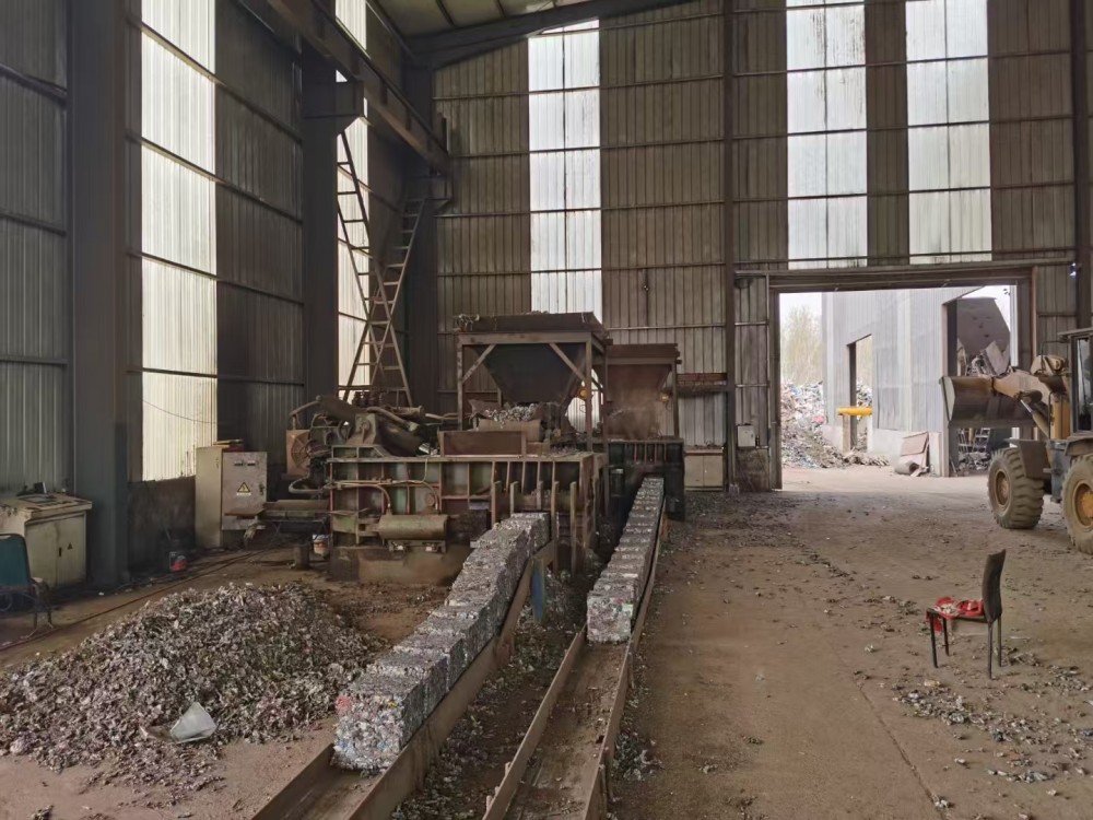 屑餅機（方塊狀）