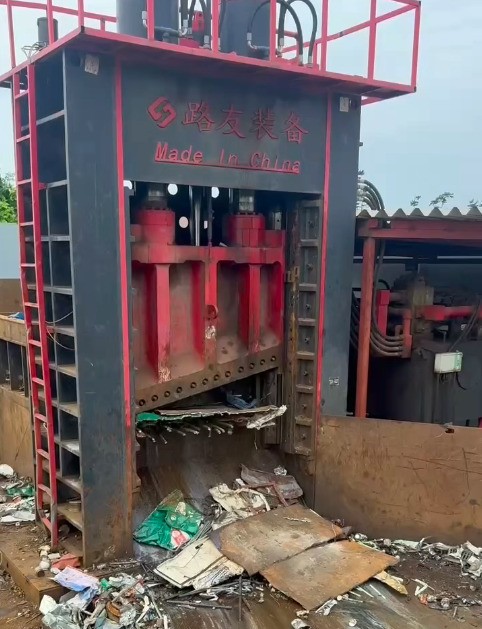 路友龍門剪在日本