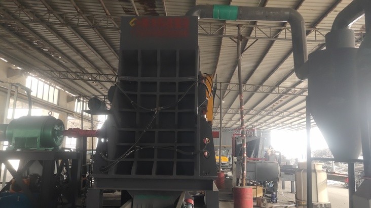 這就叫專業(yè)！恭喜江西老表路友破碎分選線安裝完成