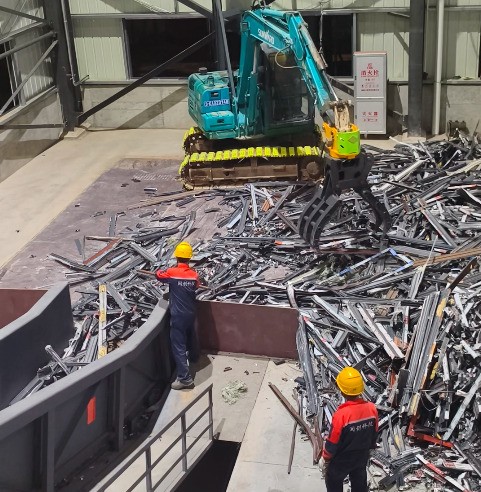 實(shí)力廠家遇實(shí)力客戶，連續(xù)購買路友十二套設(shè)備